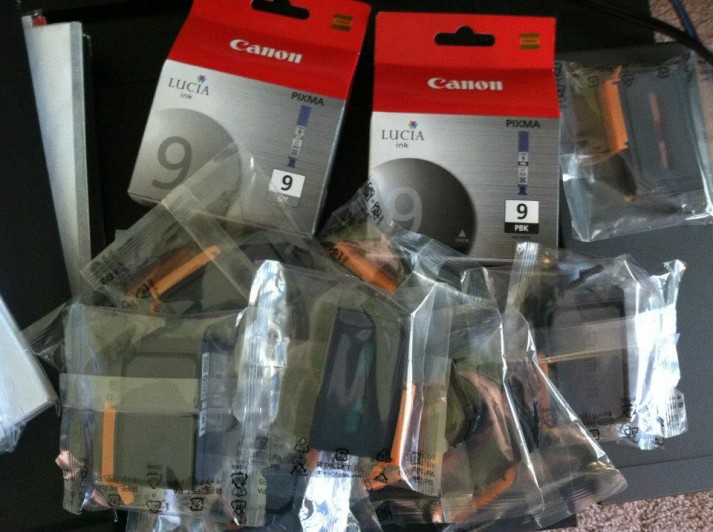 547605_10151598122635681_1207759585_n